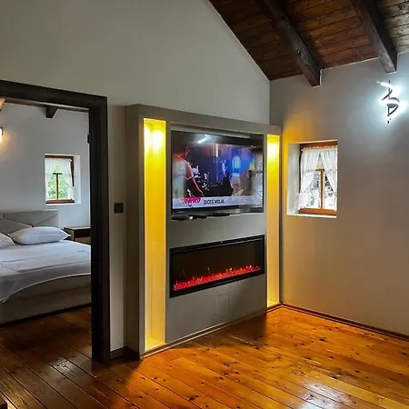 Gospodarstwo agroturystyczne Farm Cardaklije