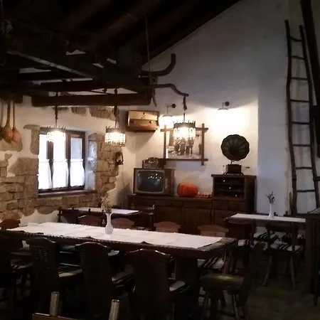Farm Cardaklije * קולן וקוף