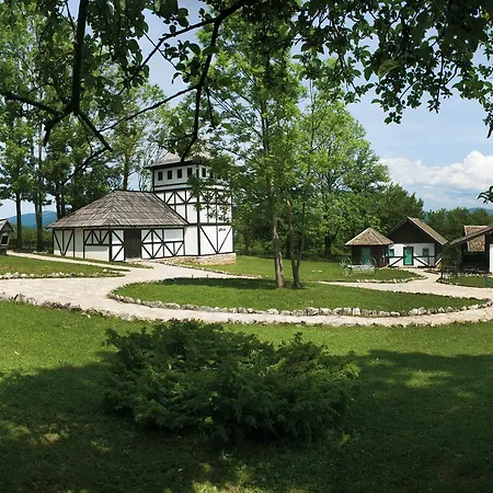 Séjour à la ferme Farm Cardaklije *