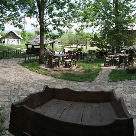 Farm Cardaklije Kulen Vakuf